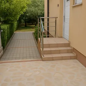 Lea Apartmán